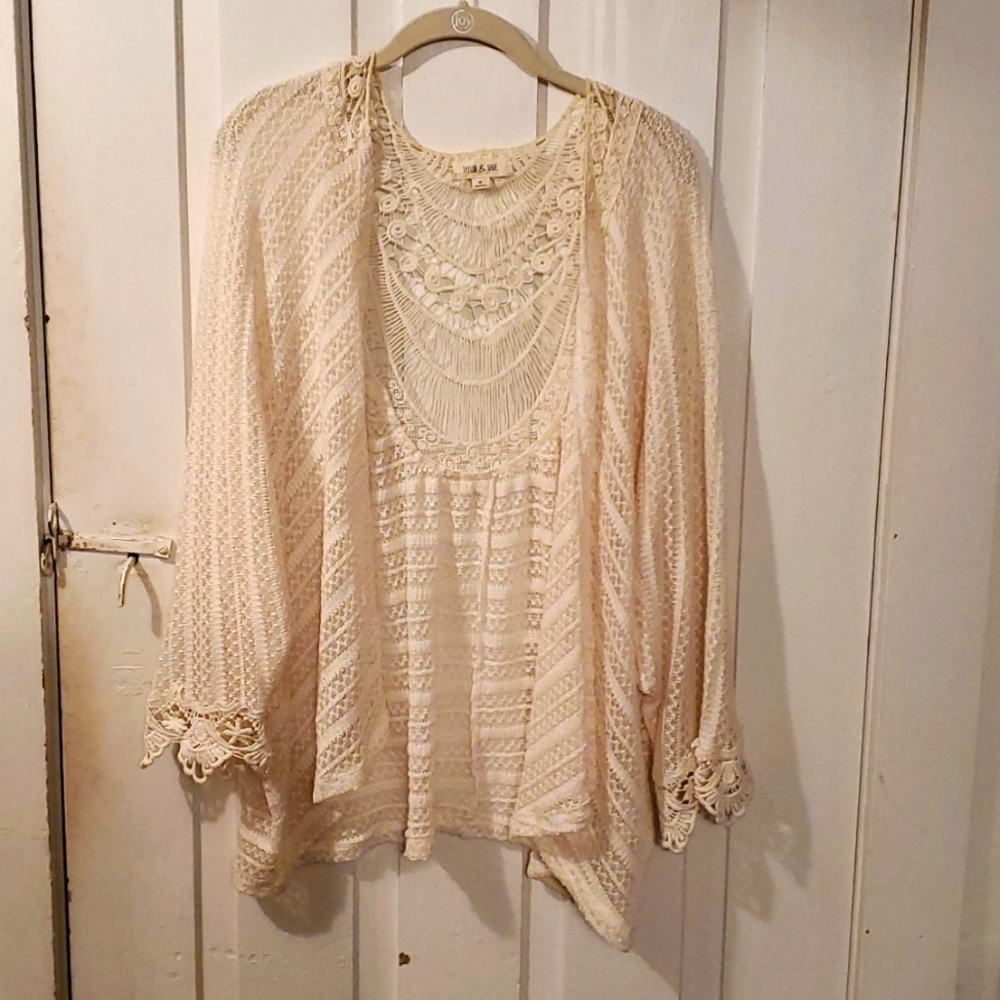 Cream Crochet 3/4 Sleeve Shrug